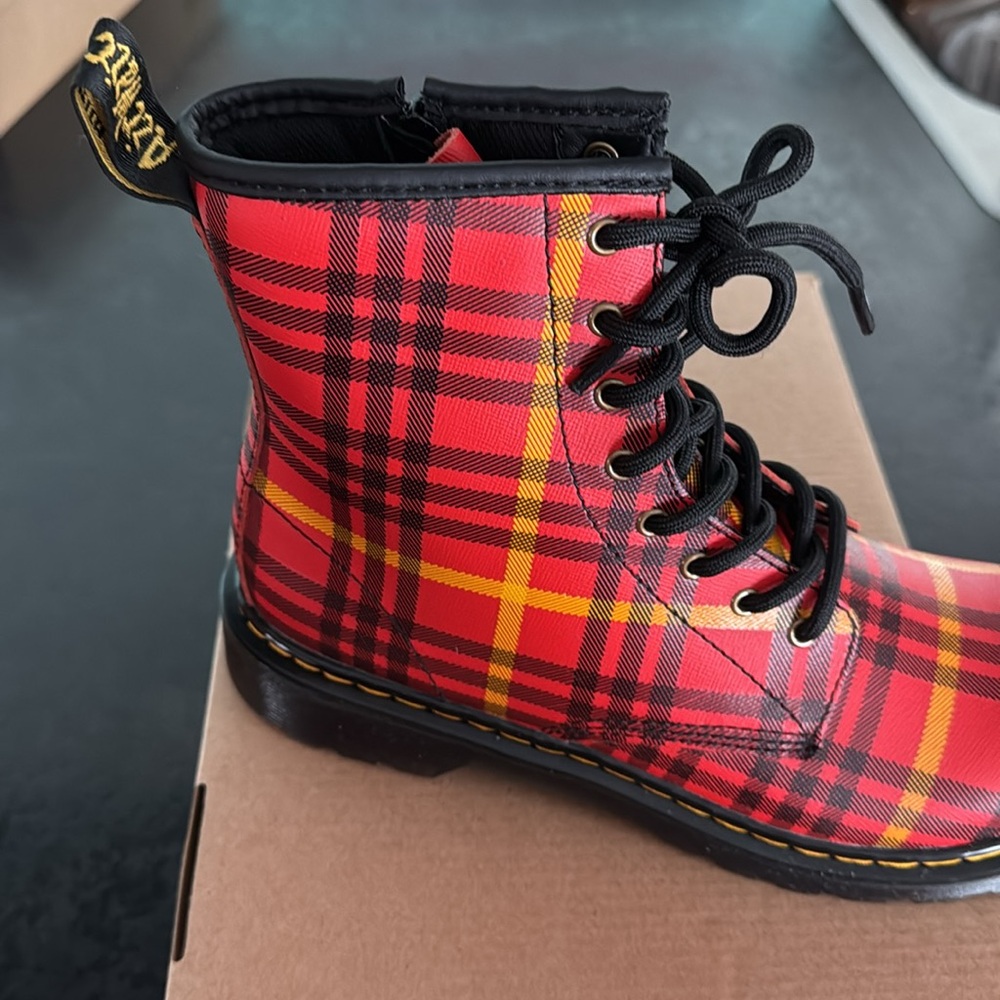 Dr.Martens 1460 Tartan Y boots - Picture 2 of 6